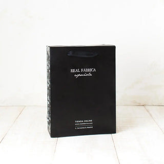 Bolsa de papel duro de regalo para  productos gourmet. Real Fábrica.