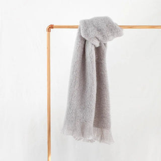 Bufanda Mohair Gris Piedra