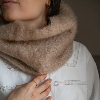 Camel Mohair collar