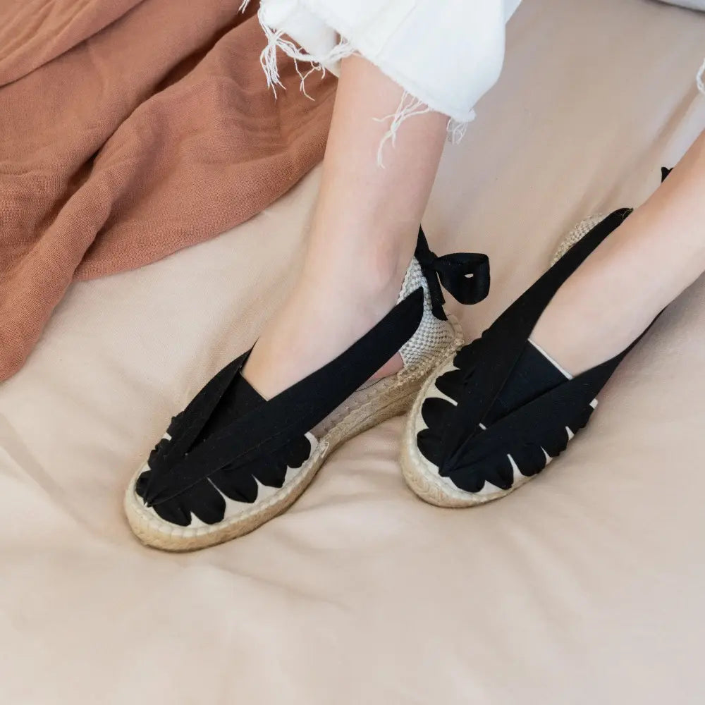 Flat Esparto Grass with Black Ribbons Royal Factory – REAL FABRICA