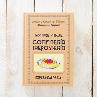 Libro Confitería y repostería Marquesa de Parabere. Portada dibujo postre. Real Fábrica.