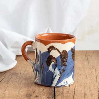 Vaso con asa de cerámica hecho a mano en Huelva. Real Fábrica Cerámica artesanal