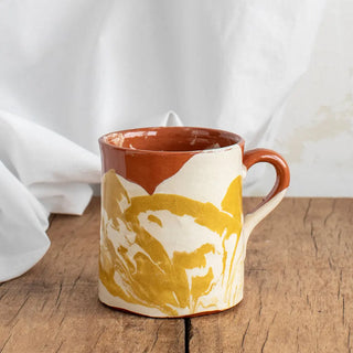 Vaso de fanta con asa hecho a mano de cerámica de Huelva. Real Fábrica