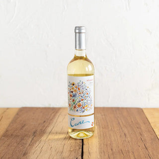 Vino blanco con sabor afrutado de Cune. Real Fábrica