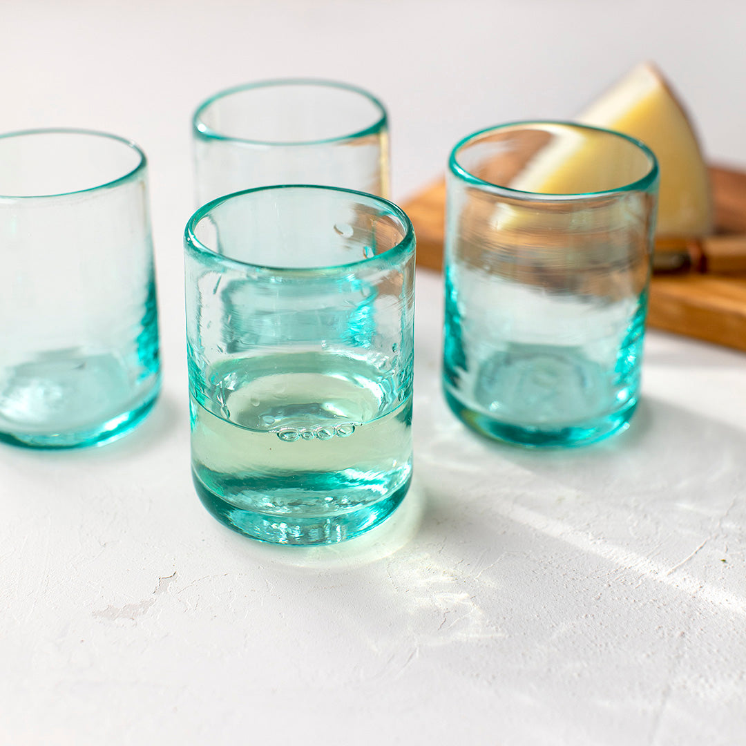 Kit 4 Vasos Pequeños Vidrio Reciclado Borde Azul – REAL FABRICA