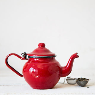 Tetera de peltre esmaltado rojo para infusion con filtro de te